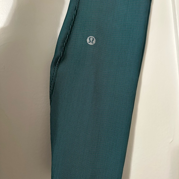 Lululemon Ribbed Running Leggings - Picture 4 of 8